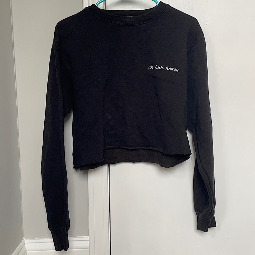 CROPPED BRANDY MELVILLE CREWNECK